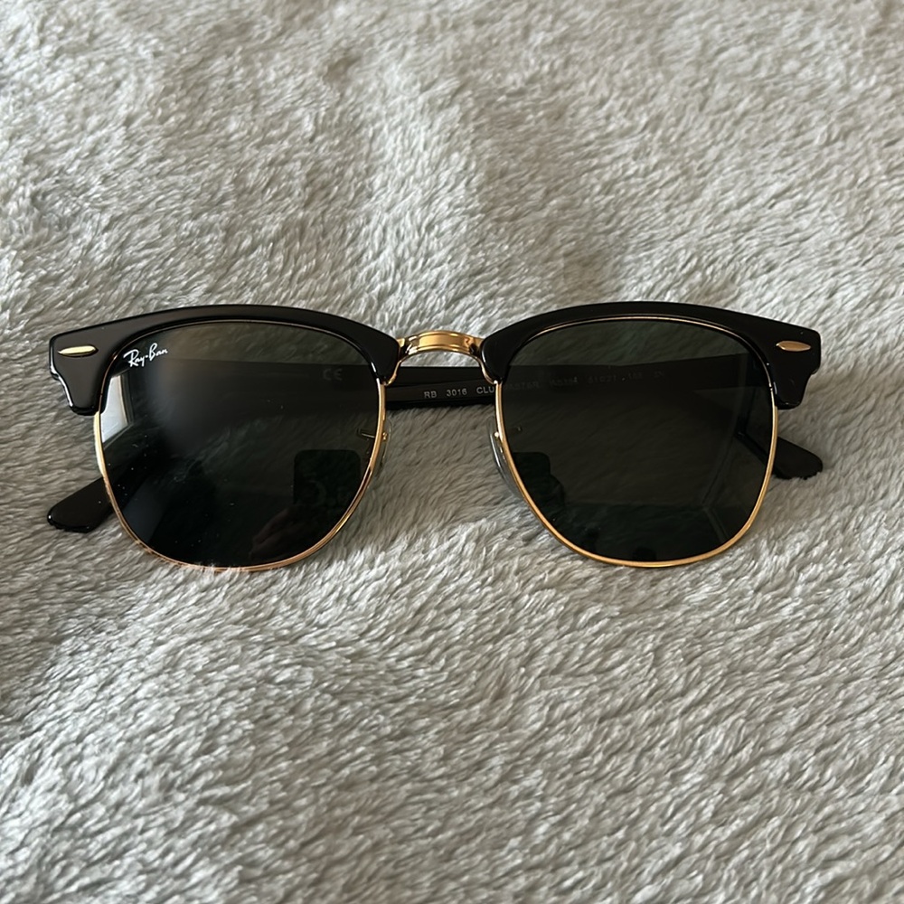 Ray-Ban Clubmaster Classic Sunglasses
